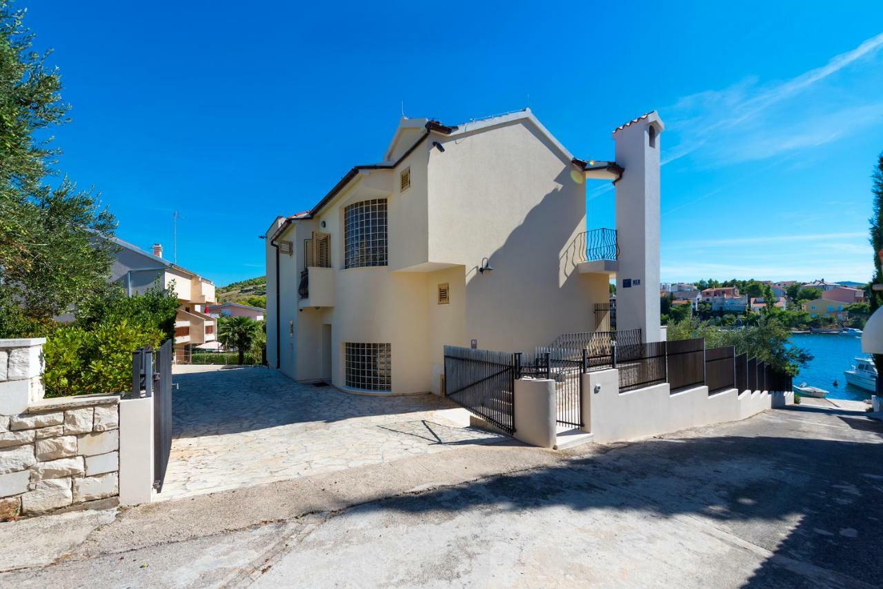 Villa Divna Жаборич Экстерьер фото